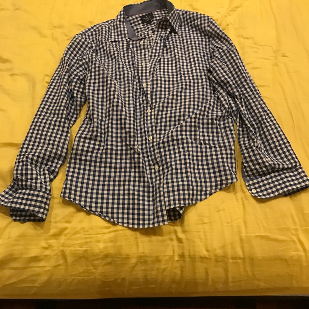 American eagle large classic fit shirt